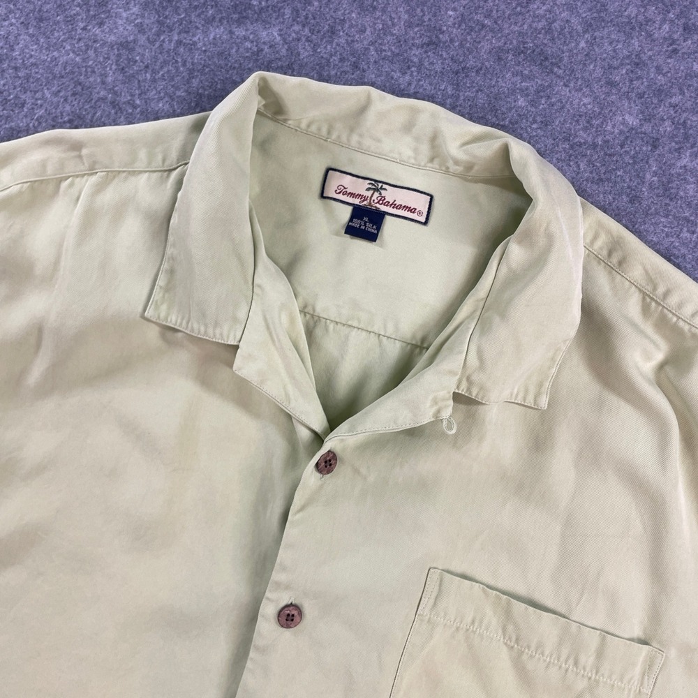 Tommy Bahama Mens Shirt XL Light Green Silk Short Sleeve Resort Island Button Up